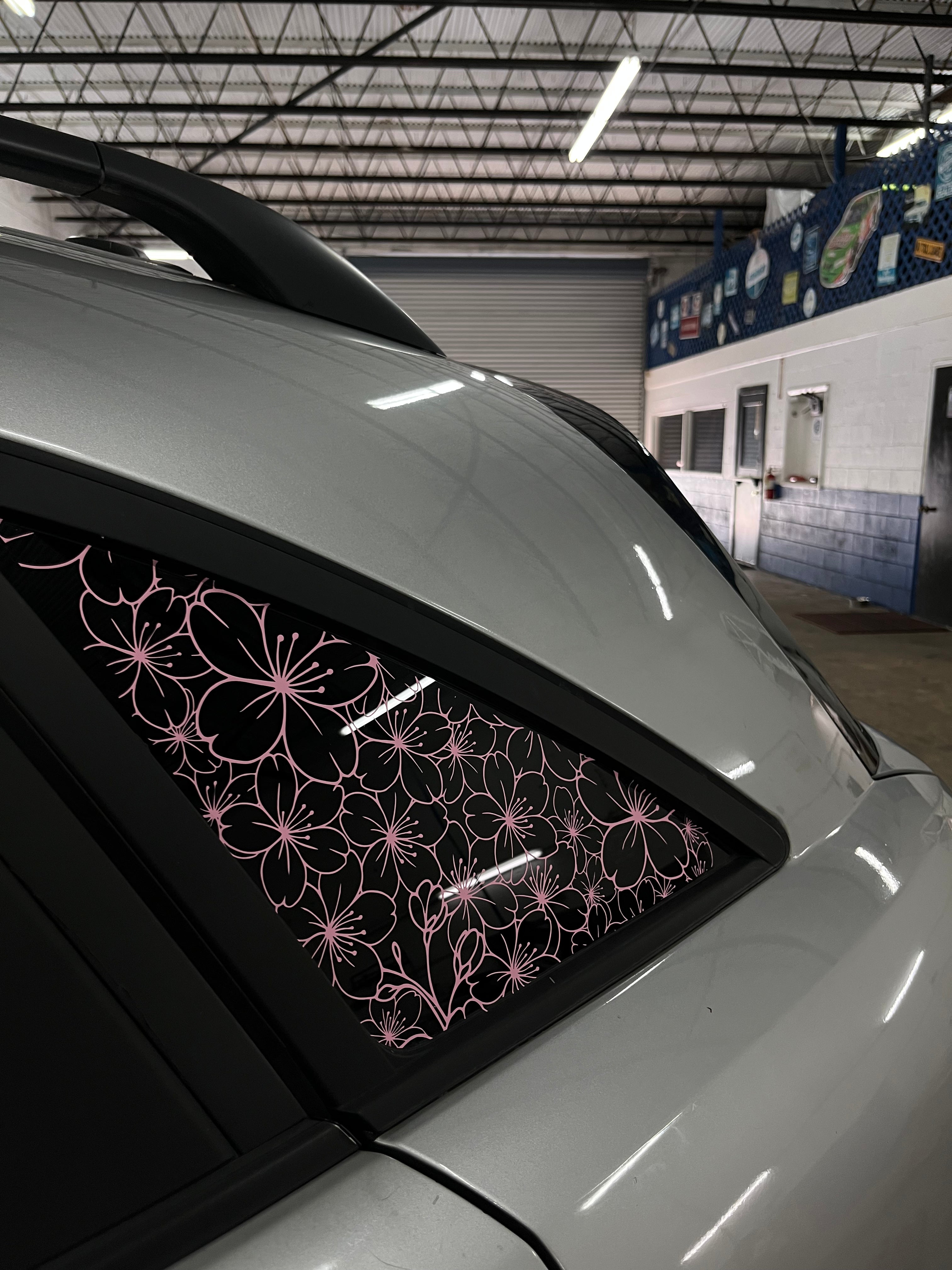 Single Sakura Rear Quarter Window Decal